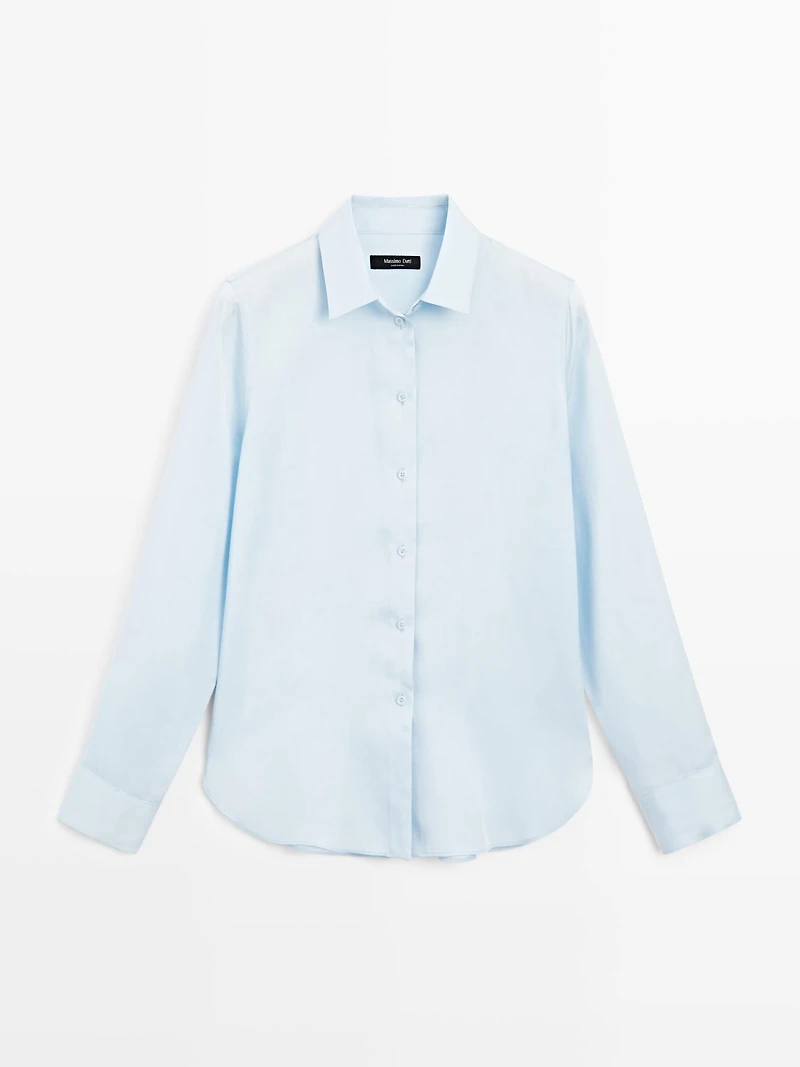 Flowing shirt with collar