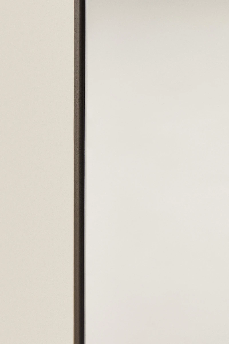ASYMMETRIC WALL MIRROR
