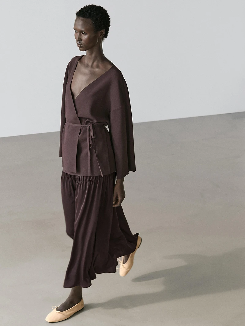 Flowing knit kimono with belt detail