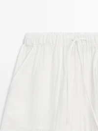 Short flowing Bermuda shorts