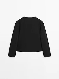 Cropped jacket with buttons