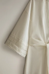 LACE ROBE