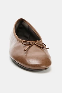 LEATHER BALLET FLATS WITH BOW