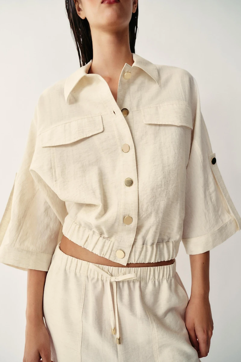 ROLL-UP SLEEVE SAFARI BLOUSE