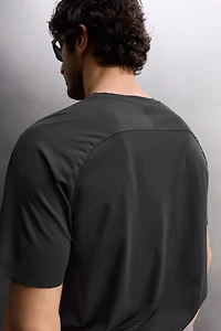 PERFORATED TECHNICAL T-SHIRT