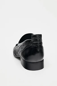 GATHERED TASSEL LEATHER LOAFERS