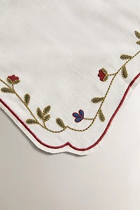 PLACEMAT WITH FLORAL EMBROIDERY