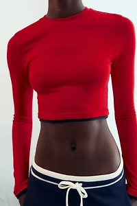 CROPPED DOUBLE EFFECT T-SHIRT