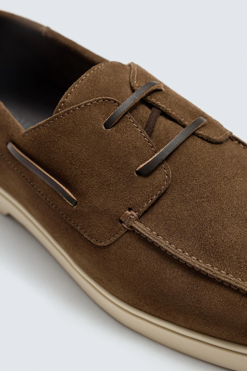 CASUAL LEATHER BOAT SHOES