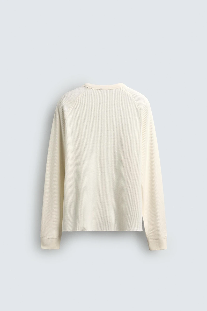 T-SHIRT STRUCTURE WAFFLE AARON LEVINE X ZARA