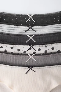 AGES 6-14 / SIX-PACK OF PRINTED UNDERWEAR