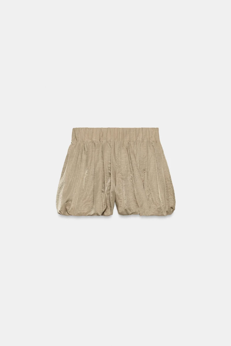 BALLOON SHORTS WITH BUCKLE