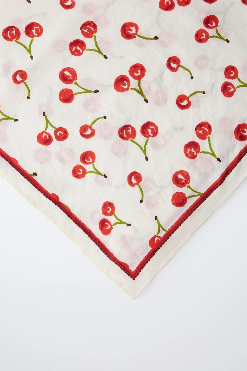 BANDANA CARRÉE CERISES