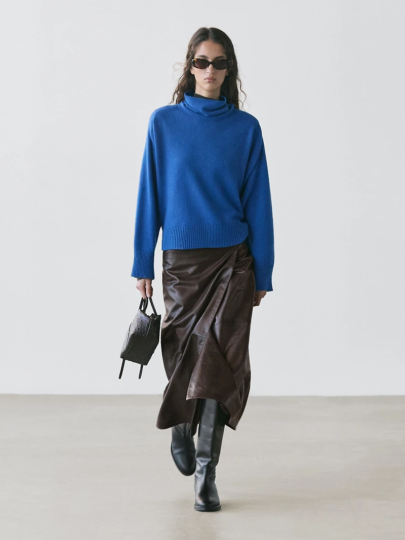 Pull à col montant en maille de laine mélangée