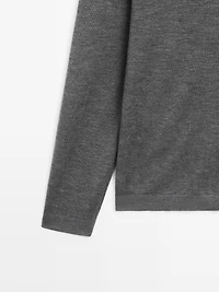 Knit 100% cashmere crew neck sweater