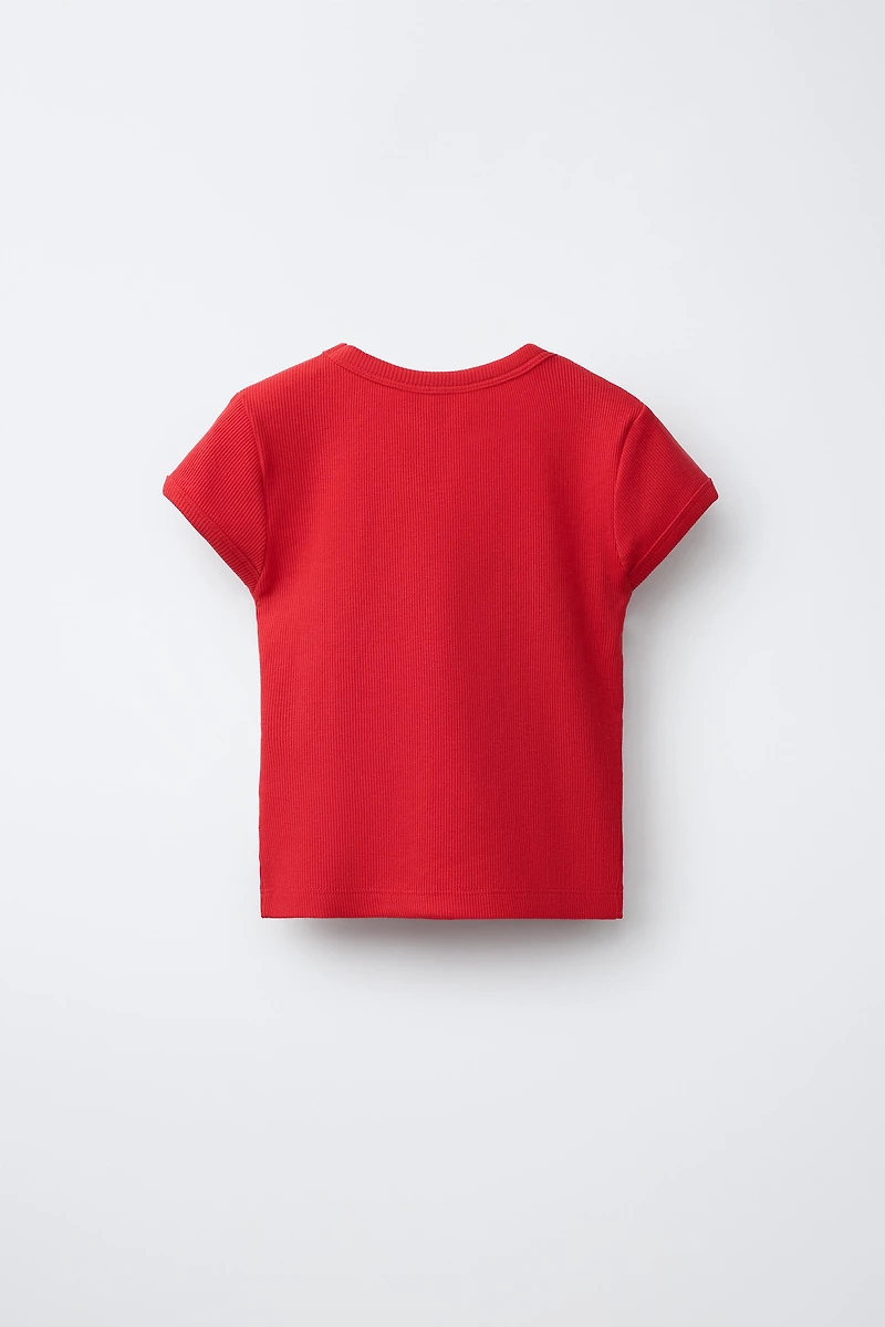 RIBBED V-NECK T-SHIRT