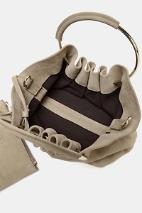 SAC SEAU EN CROÛTE DE CUIR ANSE RIGIDE
