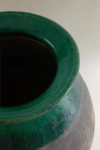 LARGE CERAMIC VESSEL