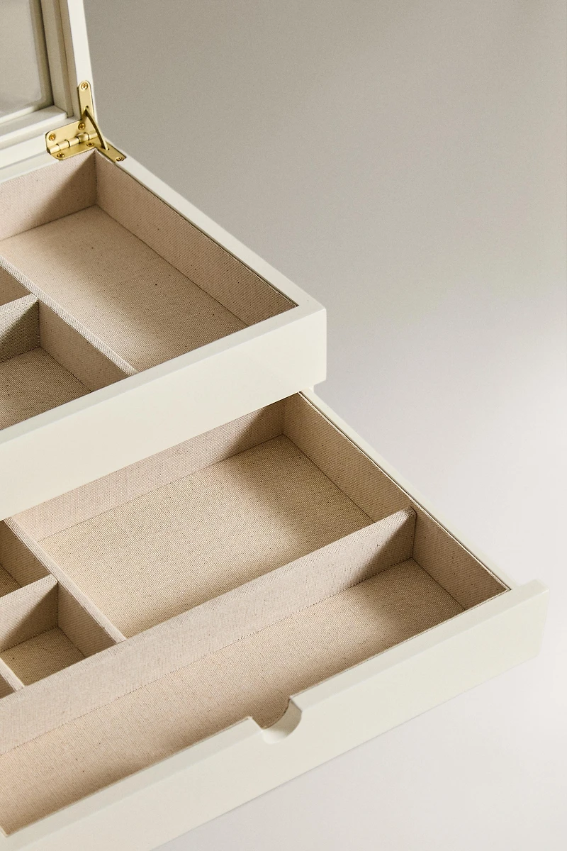BOÎTE À BIJOUX LAQUÉE AVEC TIROIR ET PETIT COUVERCLE