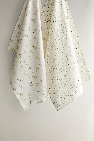 PACK OF COTTON FLORAL KITCHEN TOWELS (PACK OF 2