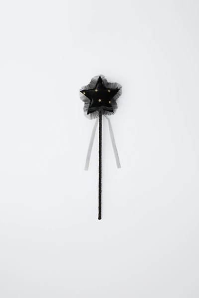 STAR TULLE WAND