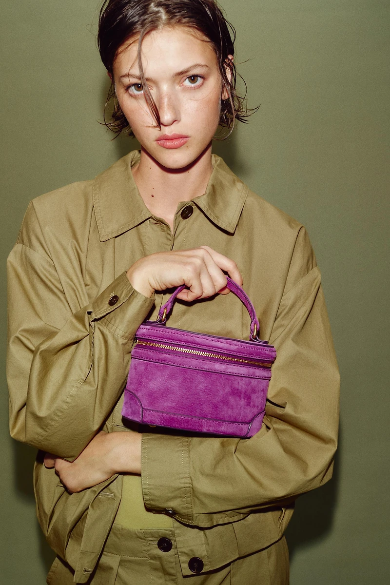 LEATHER VANITY BAG
