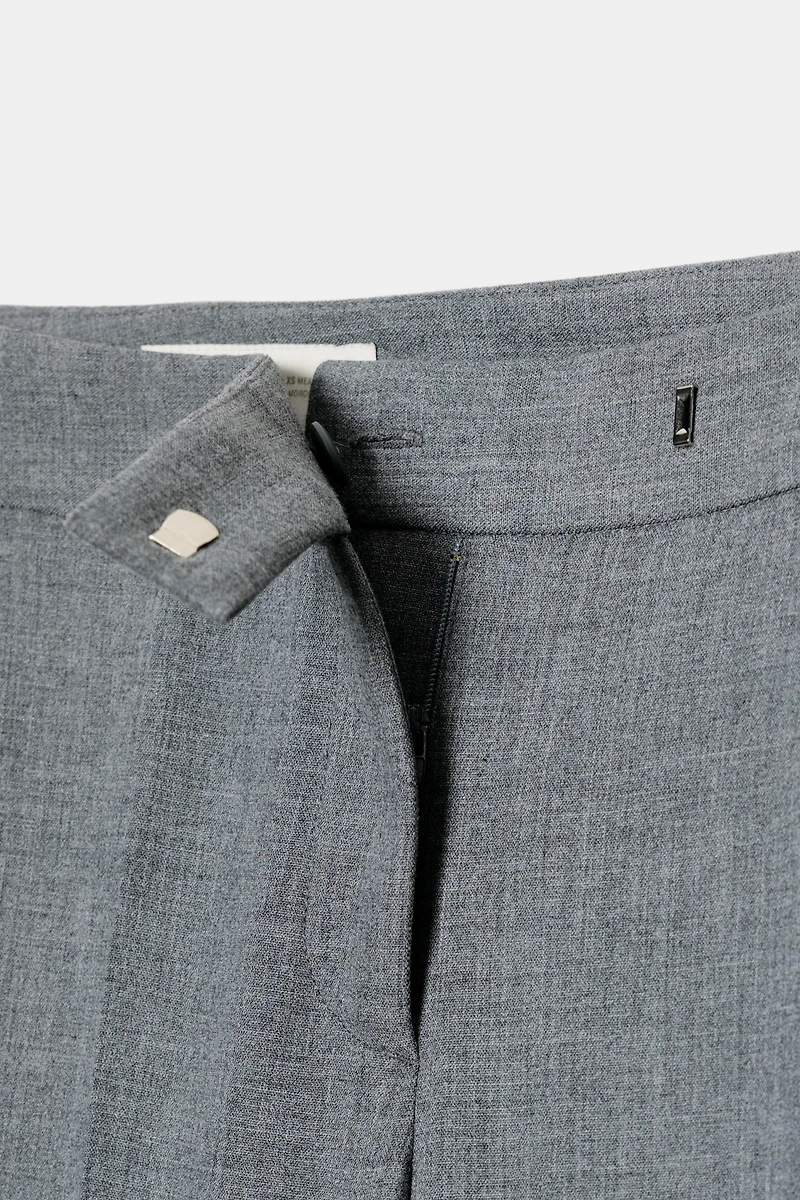 LOW RISE FLARE PANTS