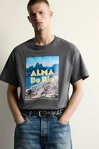 T-SHIRT RELAXED FIT GRAPHIQUE RÍO