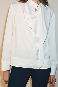 TIE-NECK SHIRT