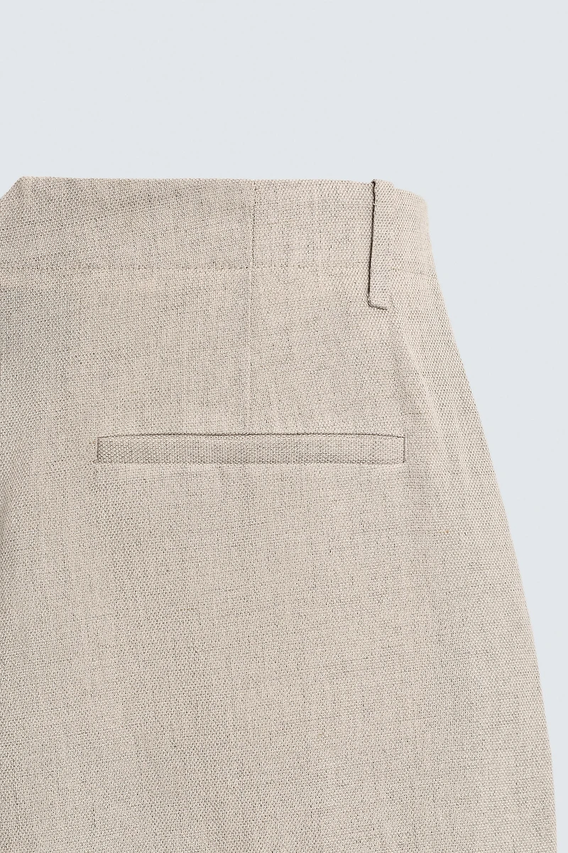 PANTALON À PLIS EN COTON ET LIN