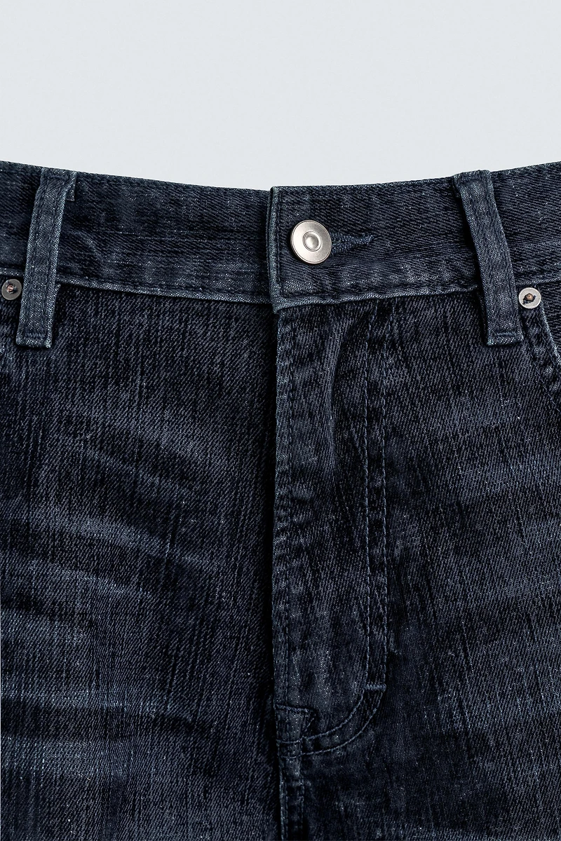 FLOCKED STRAIGHT FIT JEANS