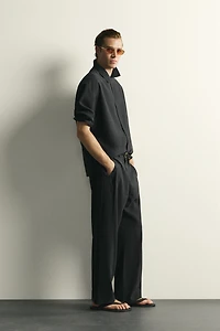 RELAXED FIT FLOWY SHIRT