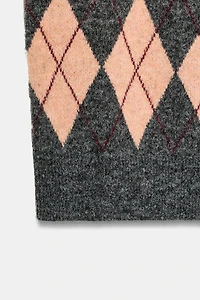 GILET EN MAILLE À LOSANGES