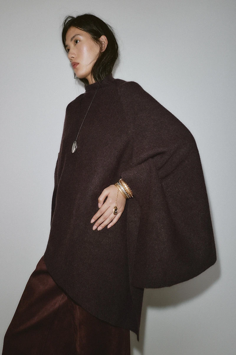 HIGH COLLAR KNIT CAPE