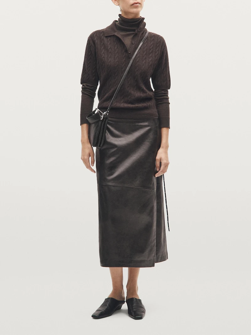 Small nappa leather bag with compartments