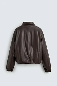 BLOUSON COUPE DÉCONTRACTÉE EN MATIÈRE SYNTHÉTIQUE