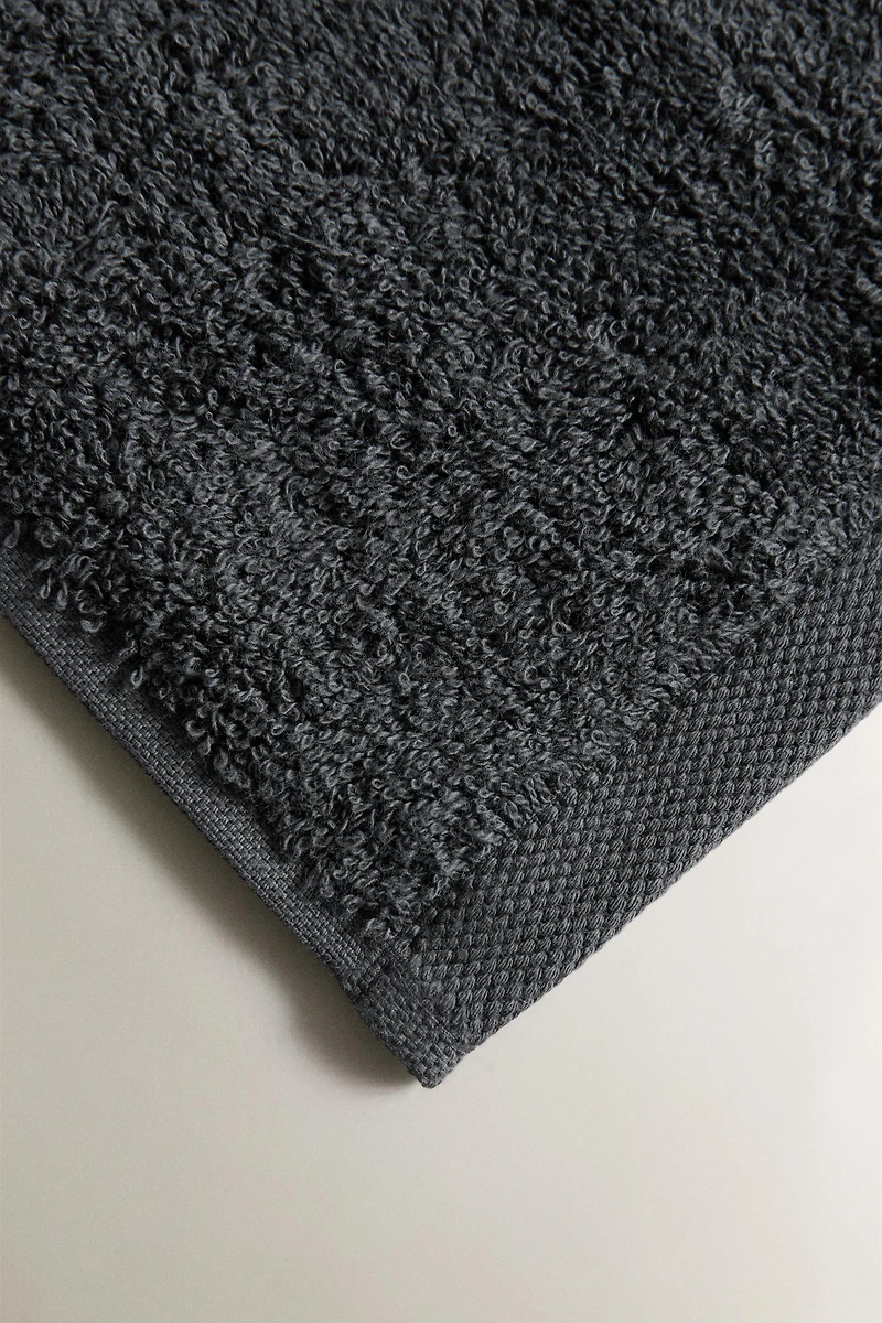 PREMIUM COTTON HAND TOWELS (PACK OF 3)