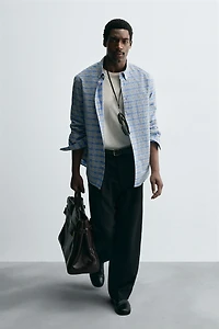 CHEMISE À CARREAUX COL BOUTONNÉ