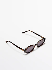 Tortoiseshell-effect mini oval sunglasses