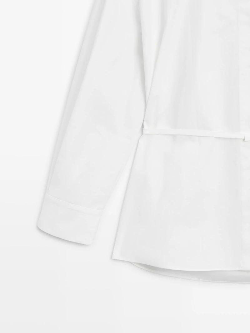 Chemisier à col montant avec ruban