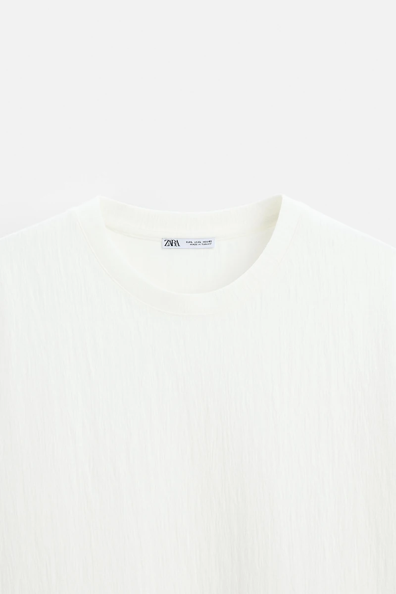 RELAXED FIT STRUCTURED T-SHIRT