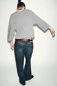 OVERSIZED STRIPED T-SHIRT