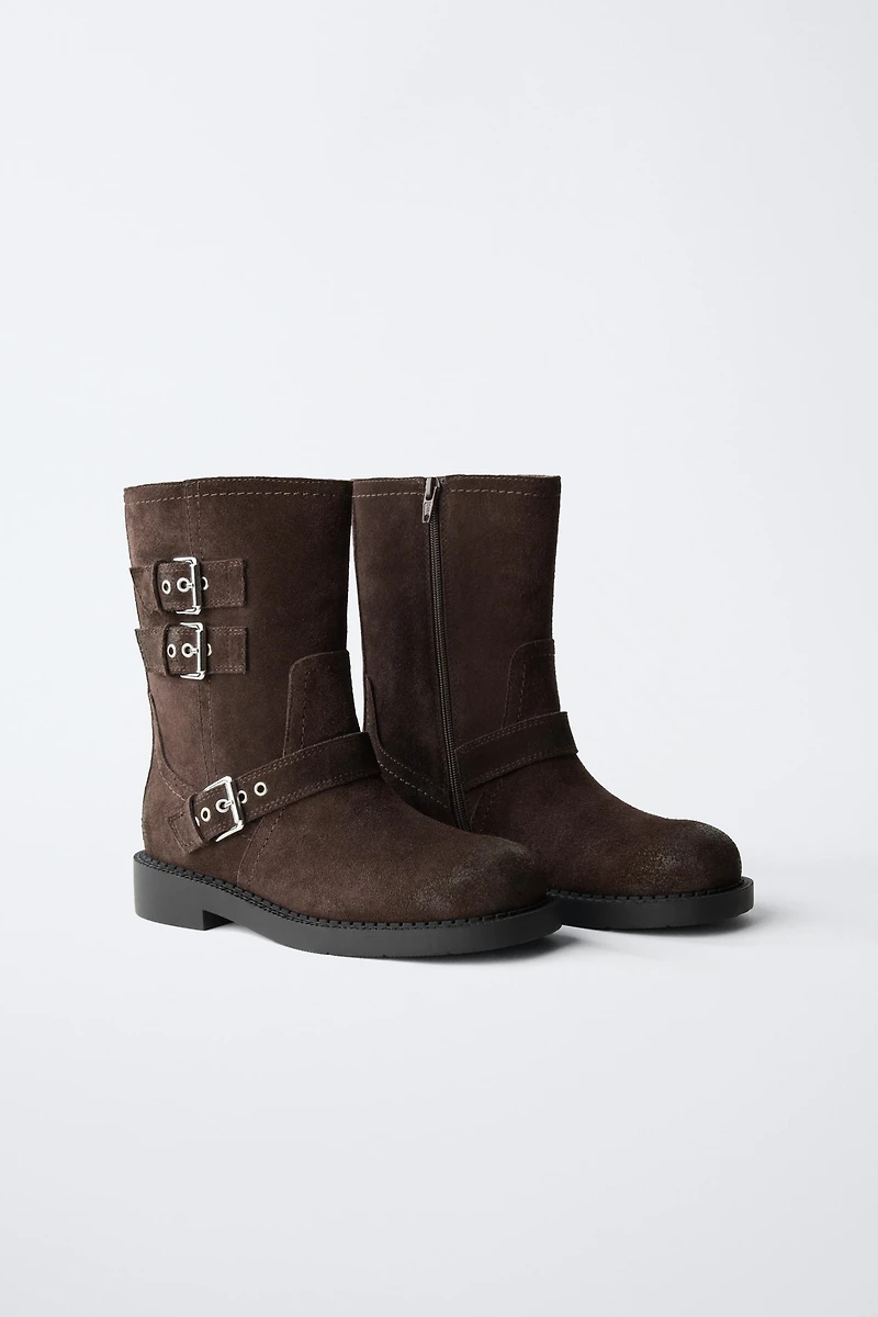 BUCKLED LEATHER BOOTS