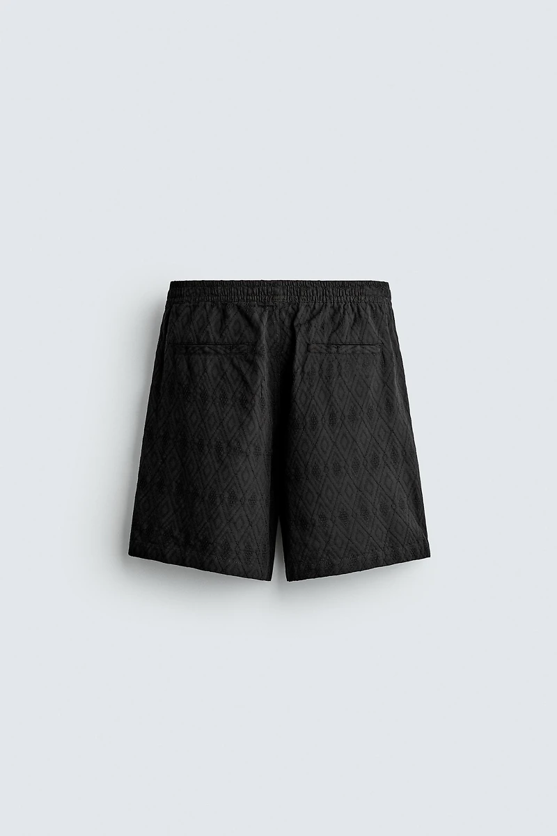 GEOMETRIC JACQUARD REGULAR FIT SHORTS