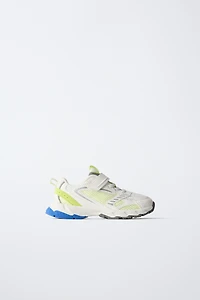 MULTICOLOR ATHLETIC SHOES