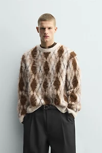 PULL BROSSÉ EN JACQUARD À LOSANGES