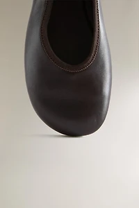BALLERINES FLEXIBLES EN CUIR