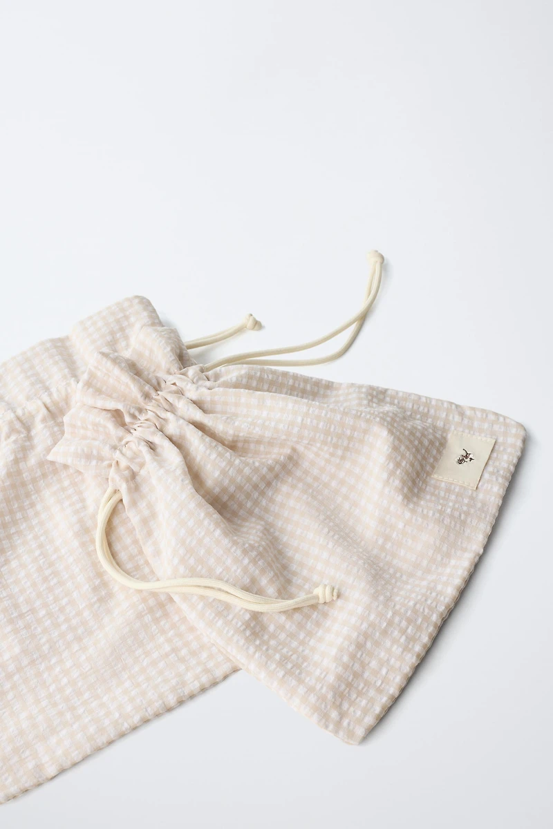 PACK OF CHECKERED BAGS