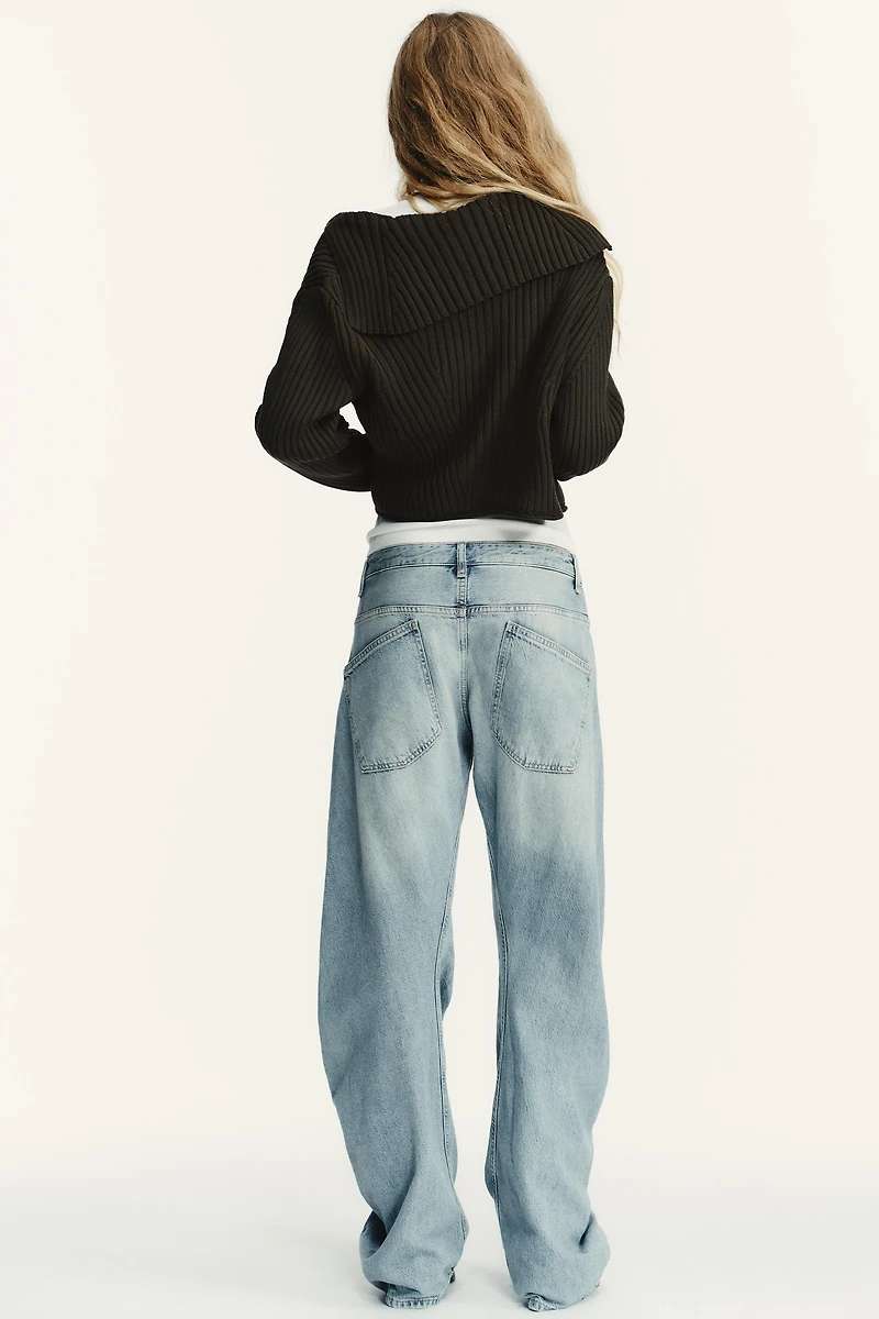 TRF SHIFTED SEAM LOW WAIST JEANS