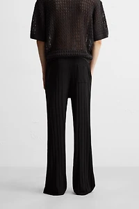 PANTALON EN MAILLE STRUCTURÉE